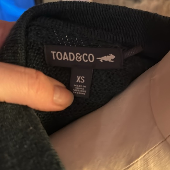 Toad & Co v-neck 100% wool sweater green sz xs - Picture 3 of 5